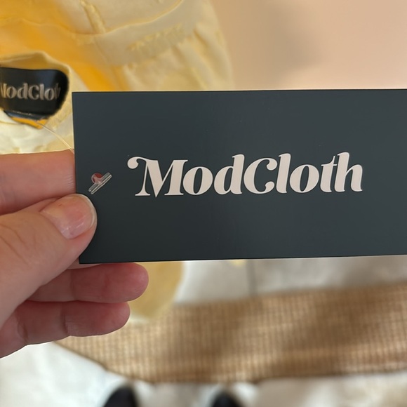 ModCloth | NWT Casual Eyelet Pocket Dress Yellow Anthropologie - Picture 9 of 11